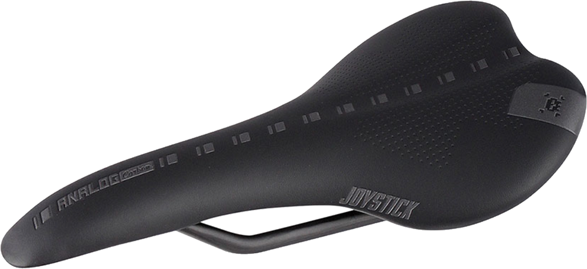 ANALOG CARBON SADDLE